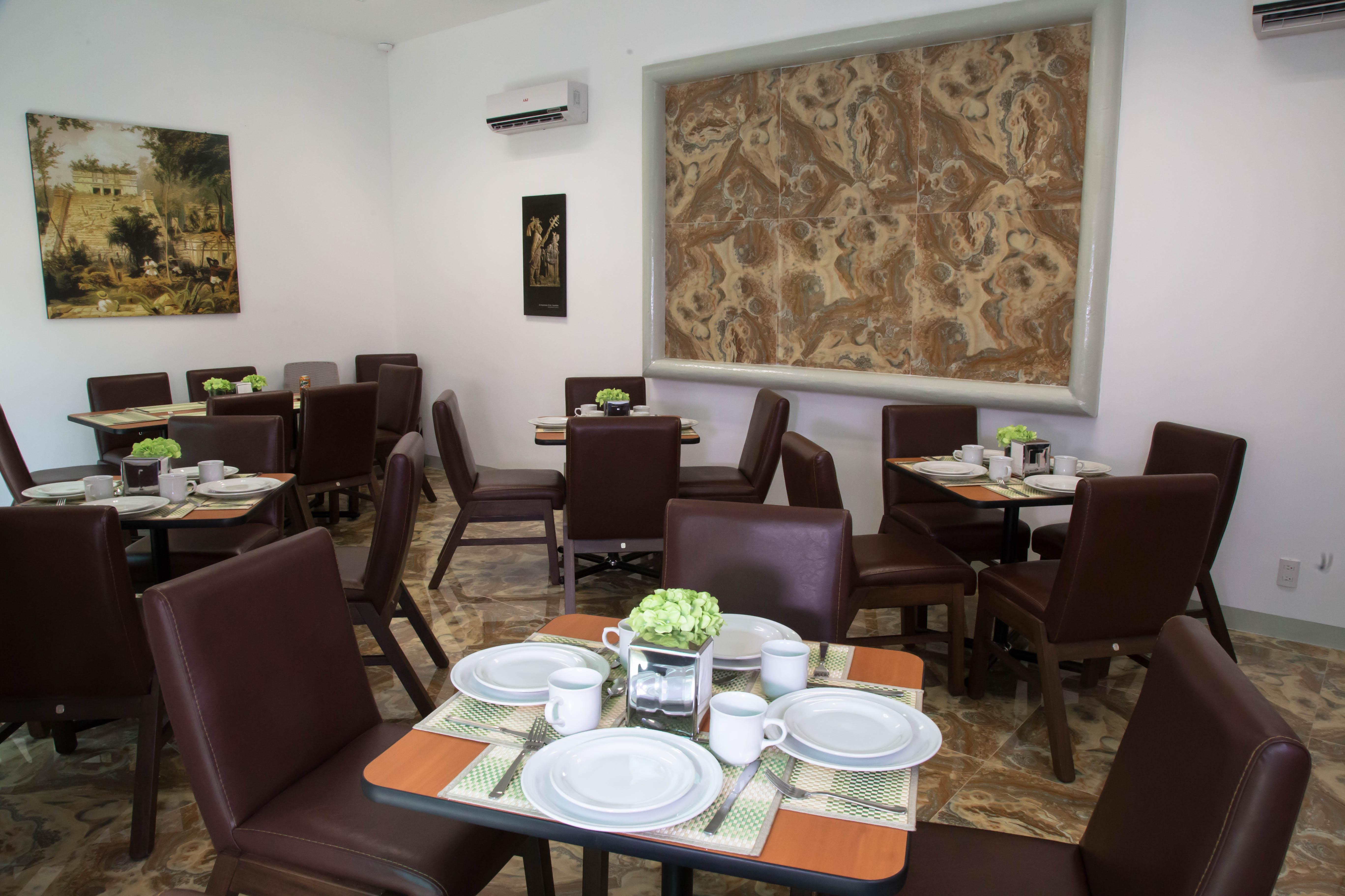 Hotel Zar Merida Bagian luar foto