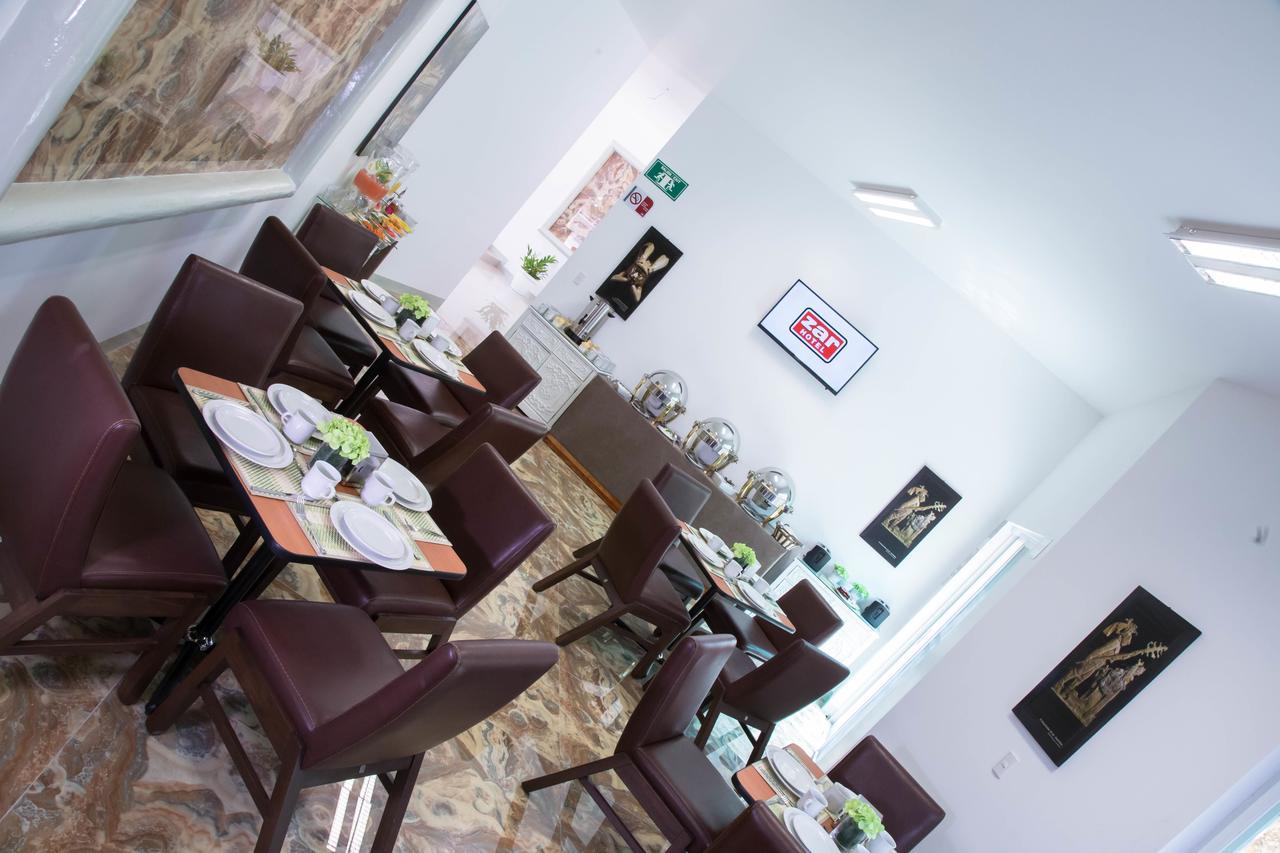 Hotel Zar Merida Bagian luar foto