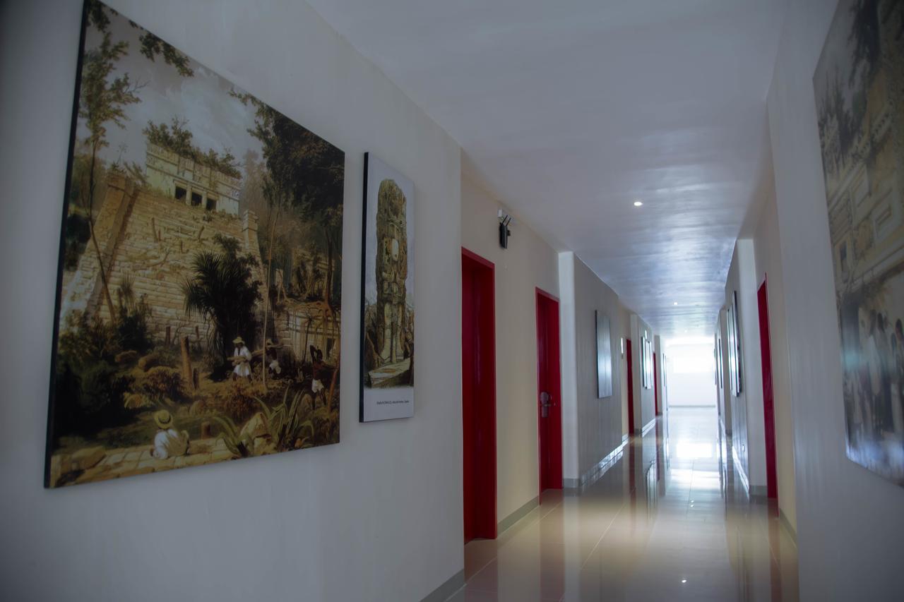 Hotel Zar Merida Bagian luar foto