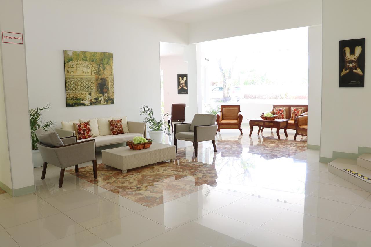 Hotel Zar Merida Bagian luar foto