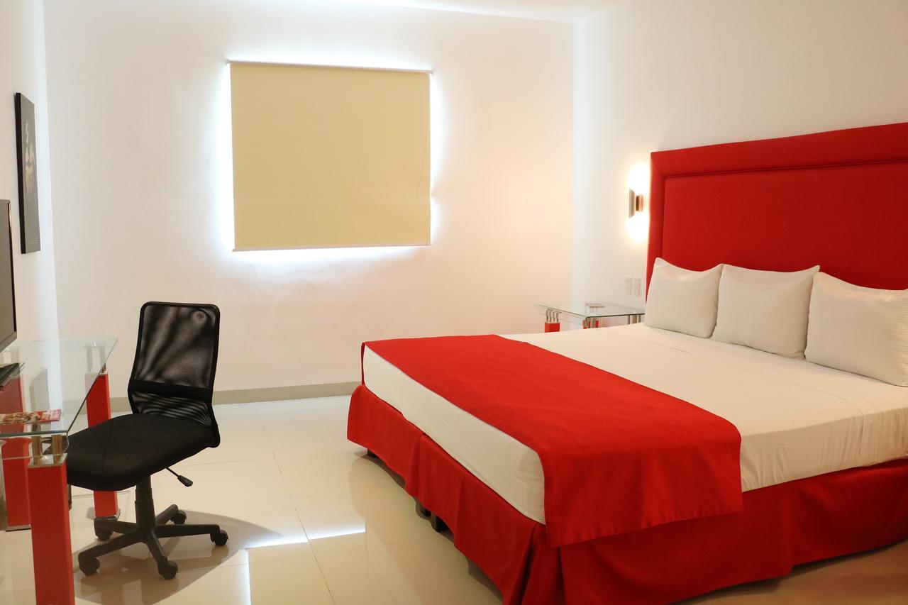 Hotel Zar Merida Bagian luar foto