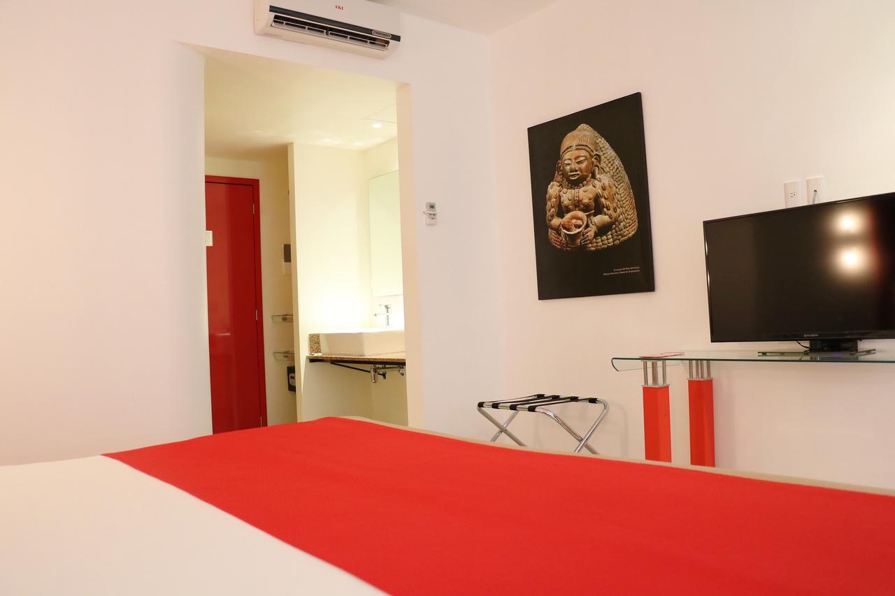 Hotel Zar Merida Bagian luar foto