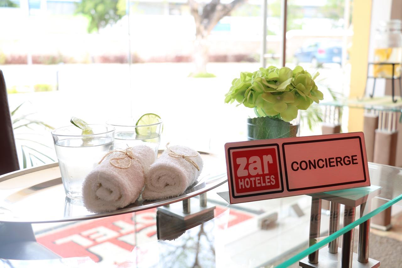 Hotel Zar Merida Bagian luar foto